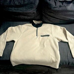 Old Navy cream crew neck, Size XL